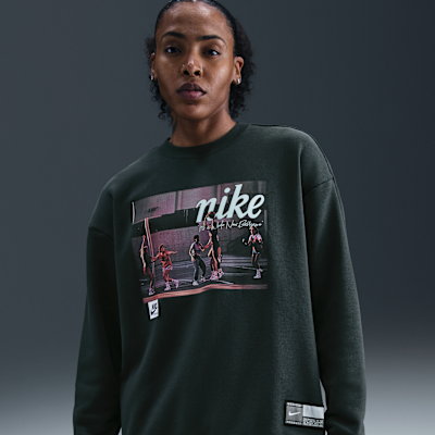 Nike Club Fleece Women's Loose Crew. Nike.com